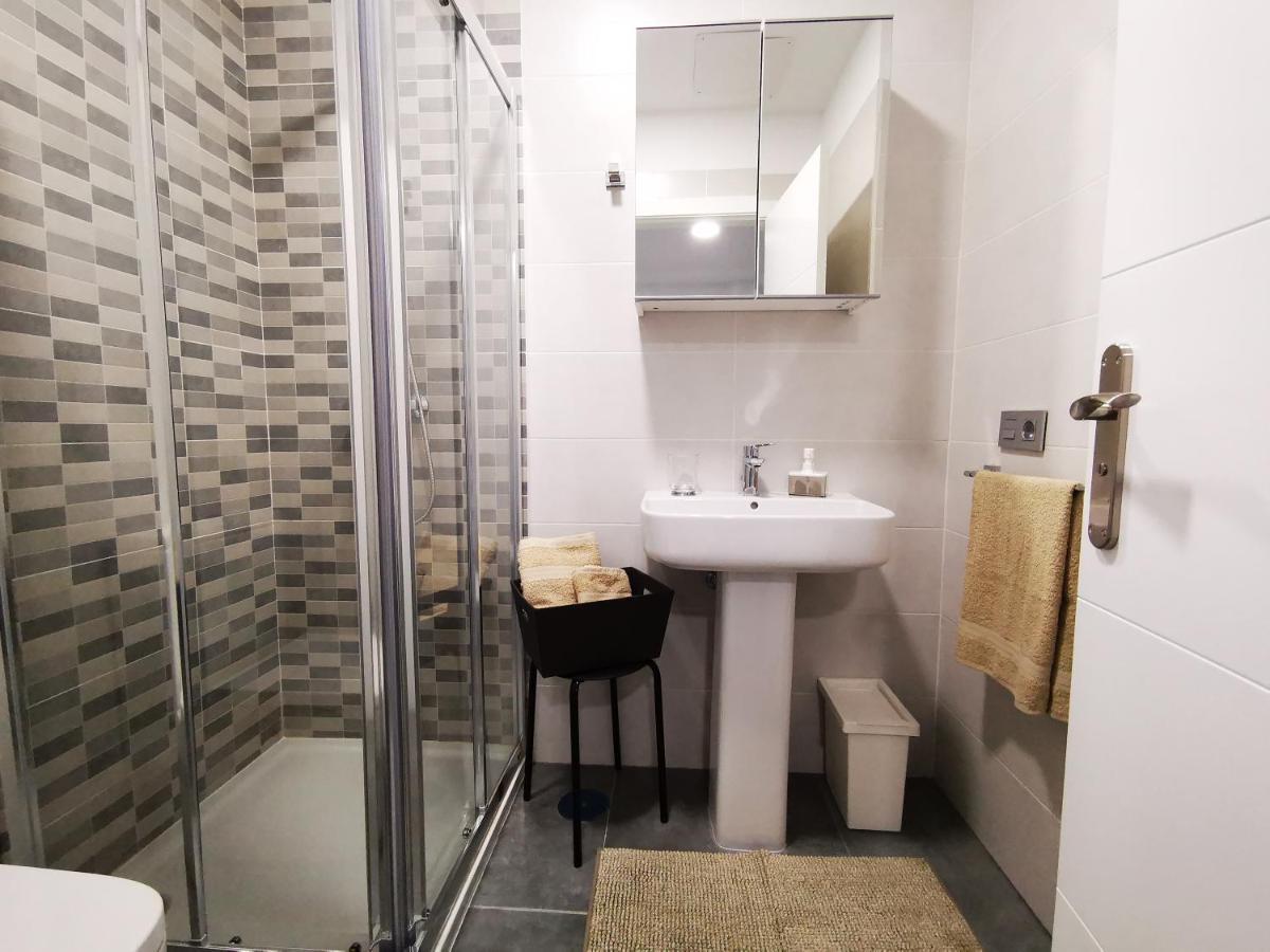 Chung cư 65 m² 2 phòng ngủ, 2 phòng tắm riêng ở Đô thị Adeje Costa Adeje  Ngoại thất bức ảnh