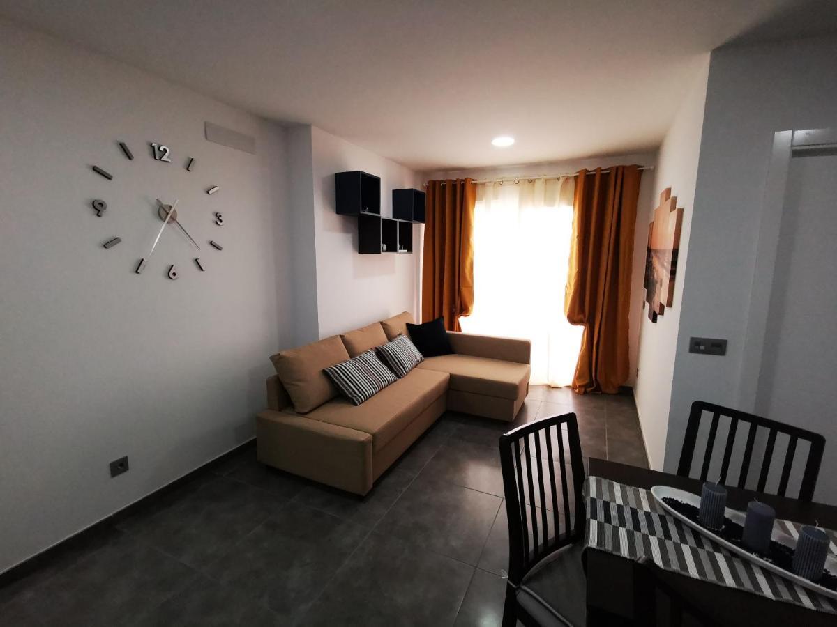 Chung cư 65 m² 2 phòng ngủ, 2 phòng tắm riêng ở Đô thị Adeje Costa Adeje  Ngoại thất bức ảnh